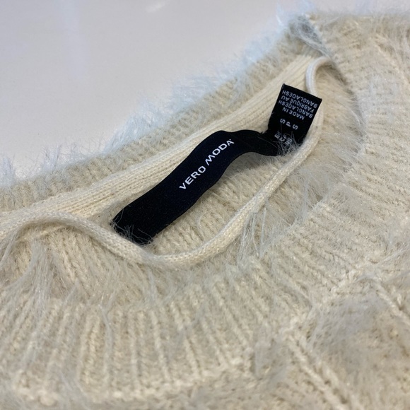 Vero Moda cream sweater - Picture 3 of 4